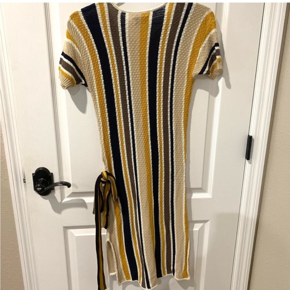 Frame Denim Le Lace Up Shirt Dress in Multi Stripe Knit - Picture 4 of 7